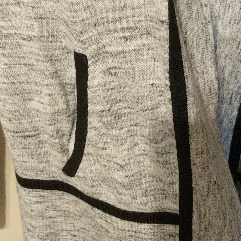 Cardigan - Picture 2 of 3